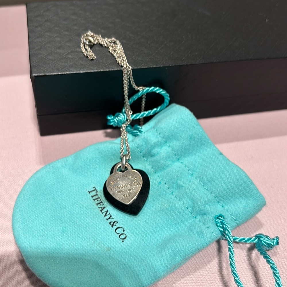 Tiffany And Co, beautiful necklace with black detail